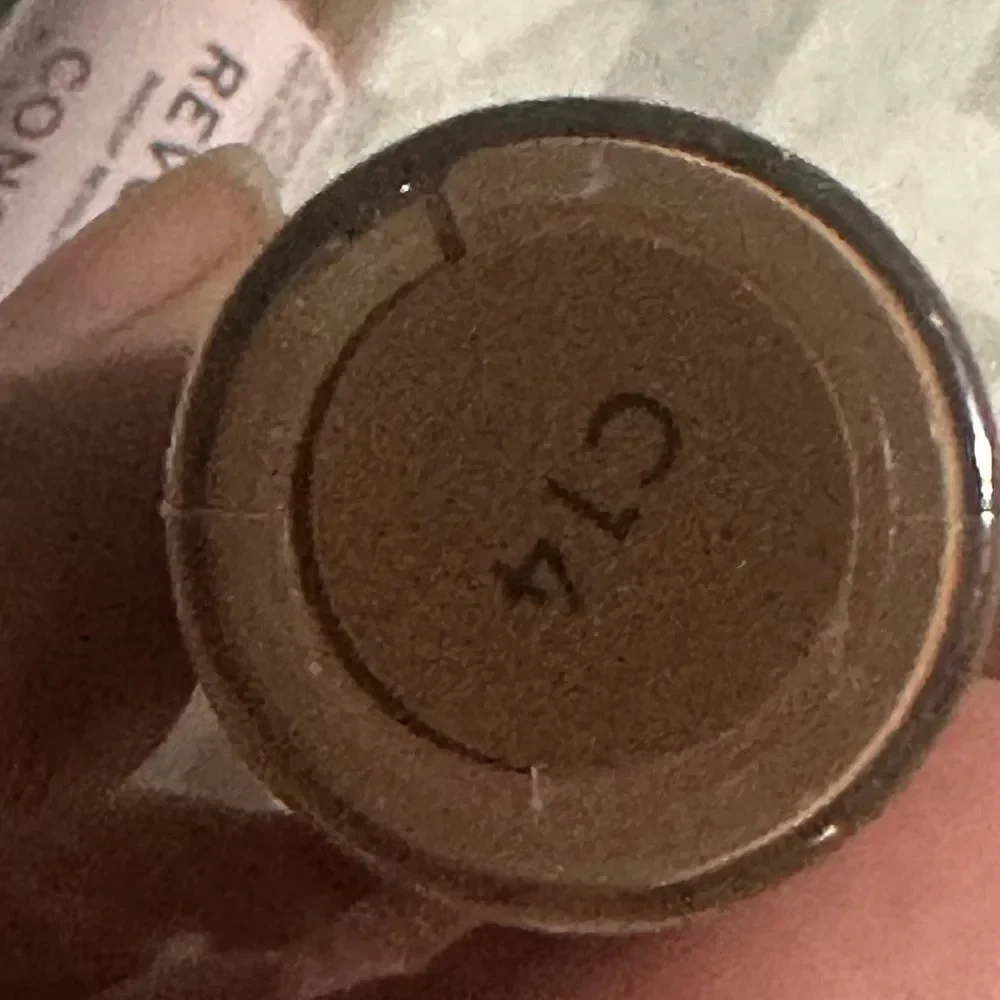Revolution concealers hyaluronic açai medium/full coverage C 14